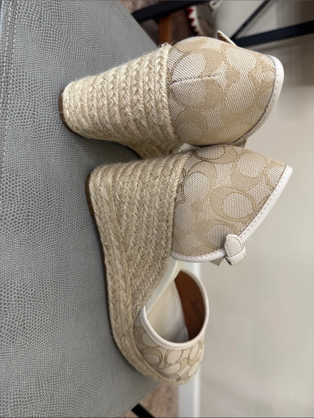 Coach Tan Signature Canvas Espadrille Wedge Sandals Size 10